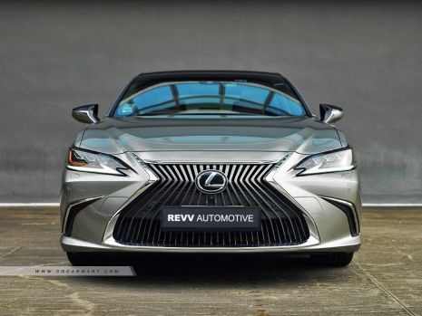 https://www.mycarforum.com/uploads/sgcarstore/data/11/11_1681786153_0Lexus ES250 Luxury Sunroof 1.jpg